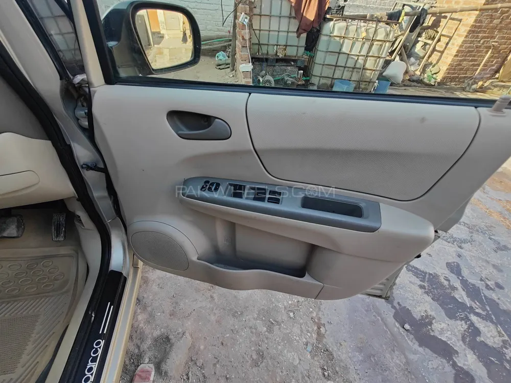 Subaru Stella 2014 for Sale in Lahore Subaru Stella 2014 for Sale in Lahore Image-5