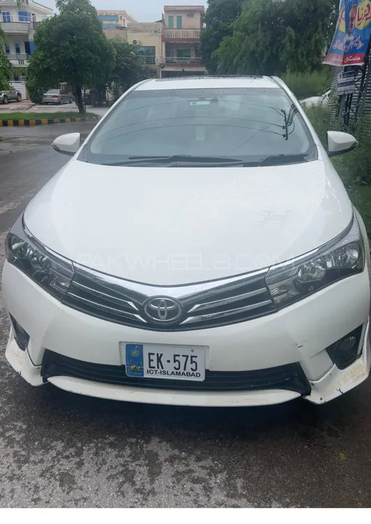 Toyota Corolla 2015 for Sale in Islamabad Image-1