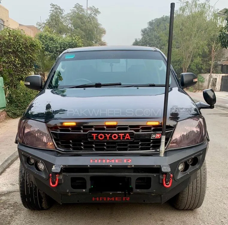 Toyota Hilux 2009 for Sale in Lahore Toyota Hilux 2009 for Sale in Lahore Image-2