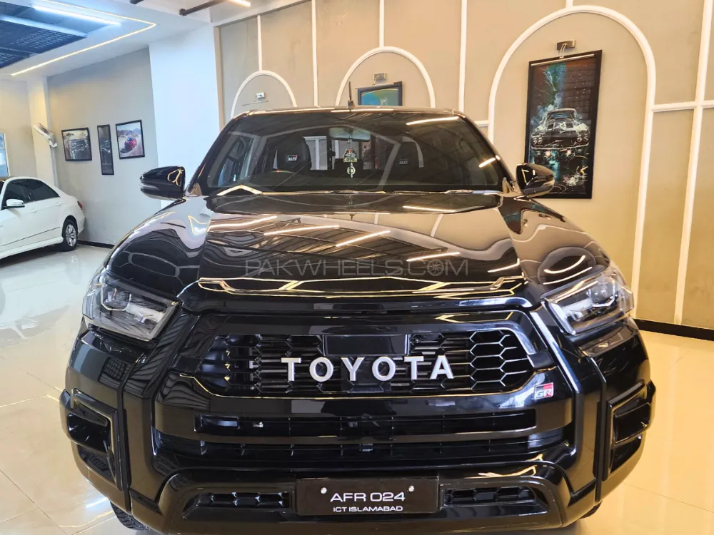 Toyota Hilux 2024 for Sale in Islamabad Image-1