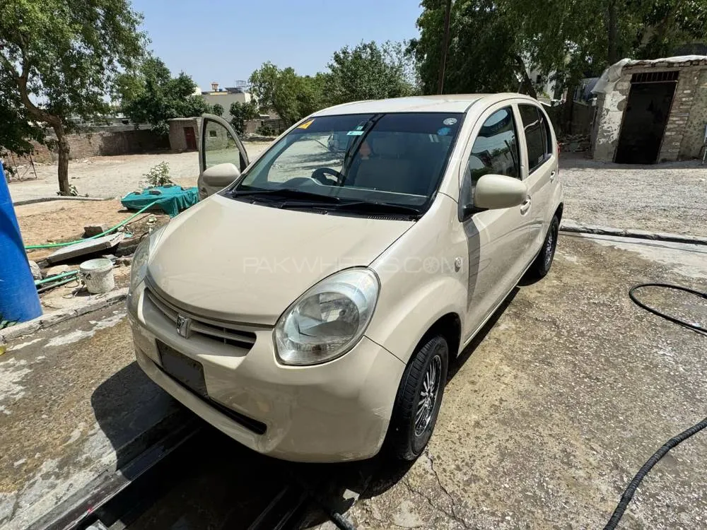 Toyota Passo 2011 for Sale in Attock Image-1