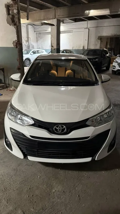 Toyota Yaris Sedan 2020 for Sale in Lahore Image-1