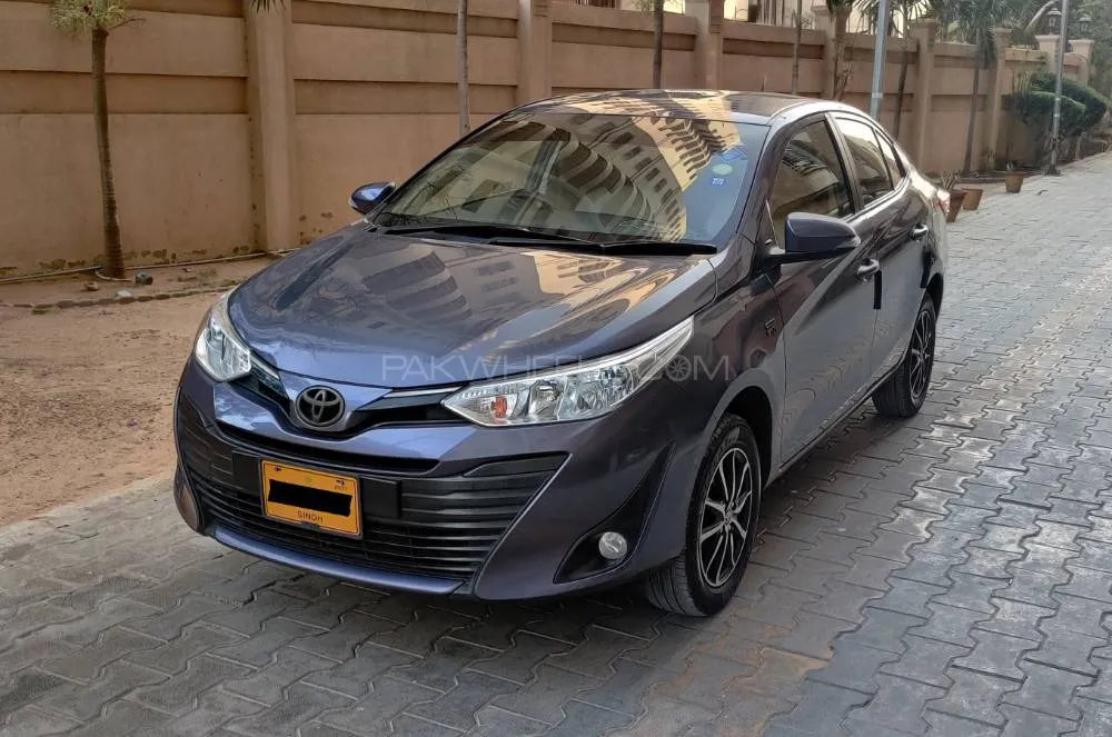 Toyota Yaris Sedan 2021 for Sale in Karachi Image-1