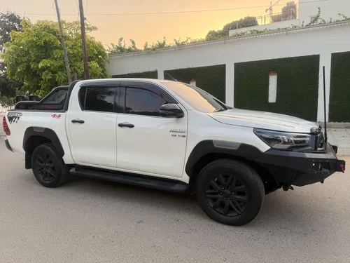 Toyota Hilux Revo V Automatic 2.8 2020