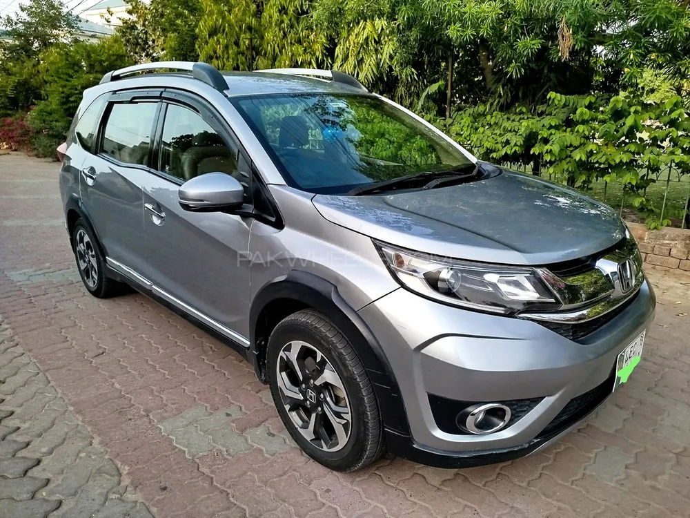 Honda BR-V 2018 for Sale in Lahore Image-1