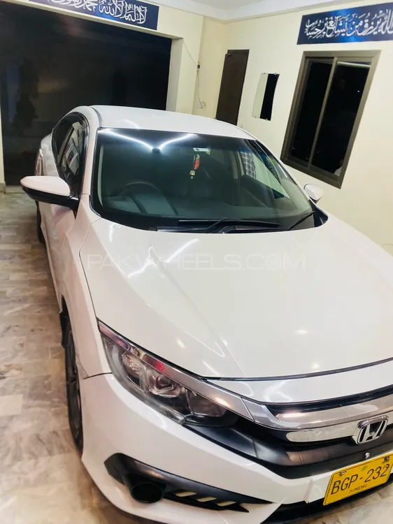 Honda Civic 2016 for Sale in Karachi Image-1