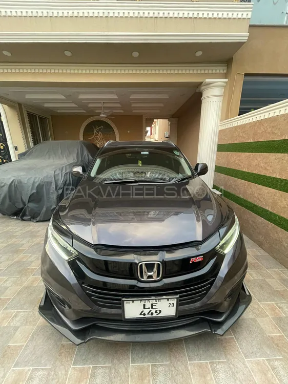 Honda Vezel 2020 for Sale in Lahore Image-1