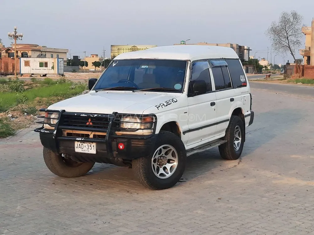 Mitsubishi Pajero 1993 for Sale in Lahore Image-1