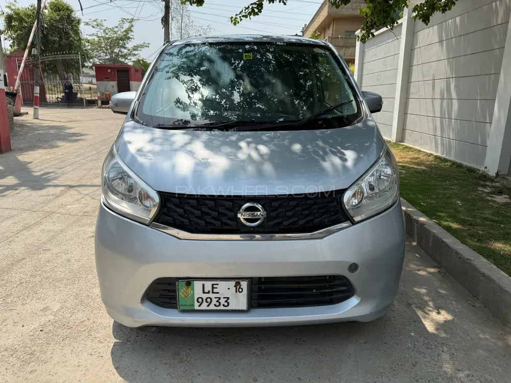 نسان ڈیز 2013 for Sale in لاہور Image-1