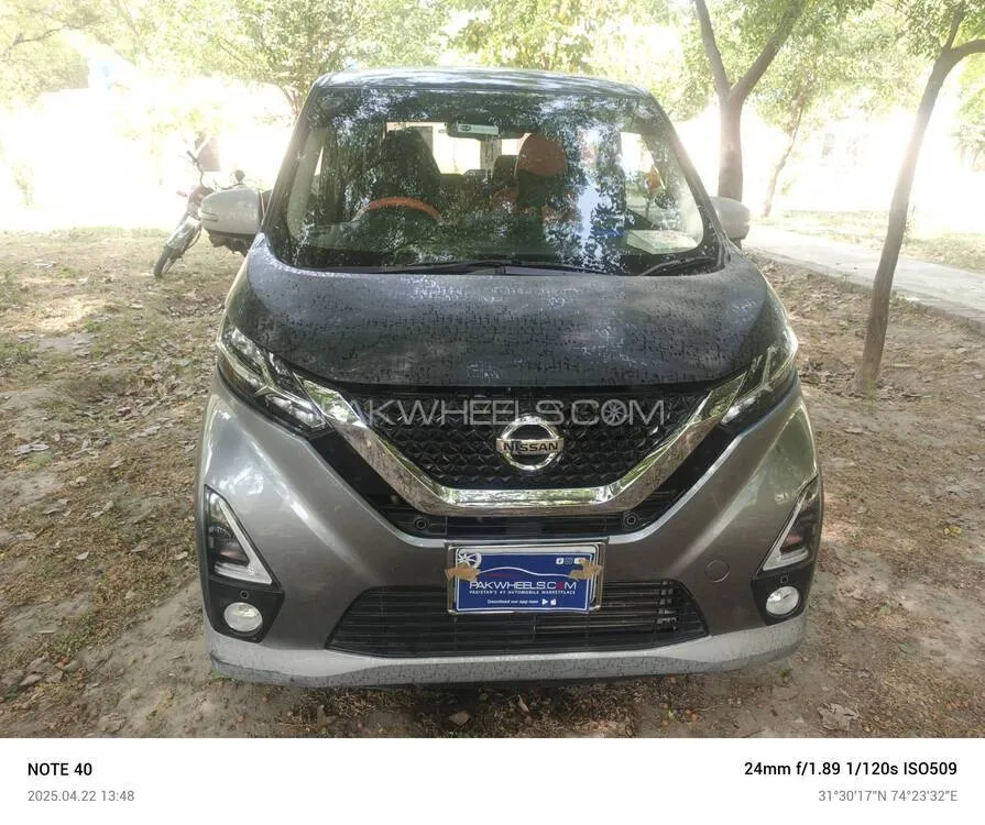 نسان ڈیز 2022 for Sale in لاہور Image-1