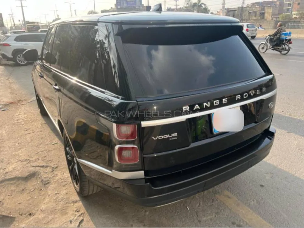 Range Rover Vogue 2018 for Sale in Lahore Image-1