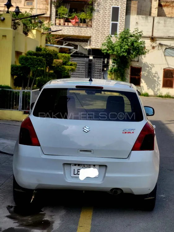 سوزوکی سوئفٹ 2011 for Sale in جہلم Image-1