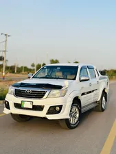 Toyota Hilux Vigo Champ G 2014 for Sale