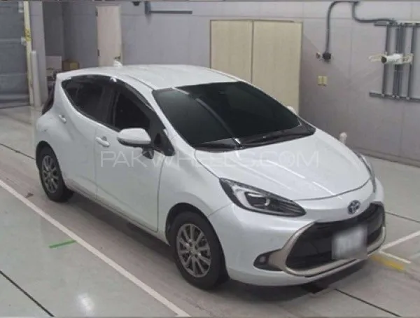 Toyota Aqua 2022 for Sale in Karachi Image-1