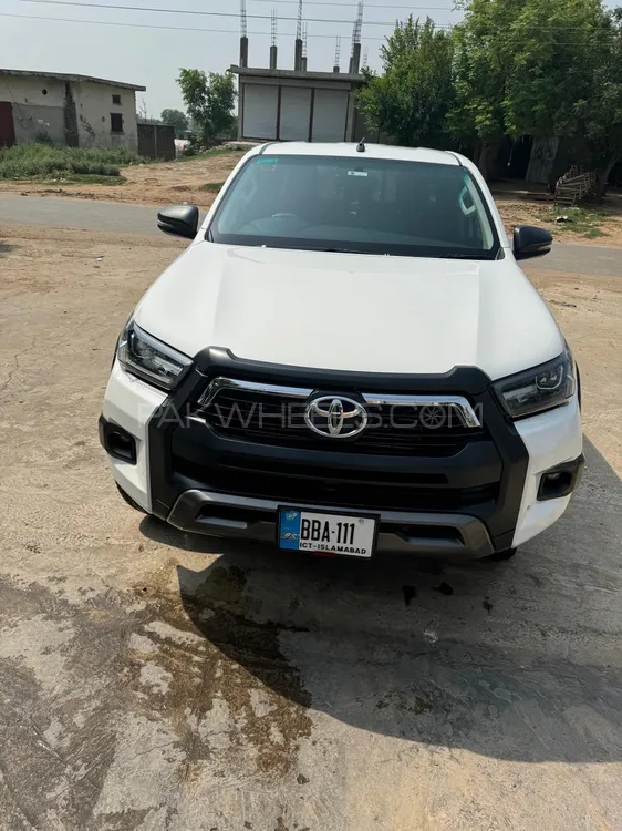 Toyota Hilux 2022 for Sale in Sialkot Toyota Hilux 2022 for Sale in Sialkot Image-4