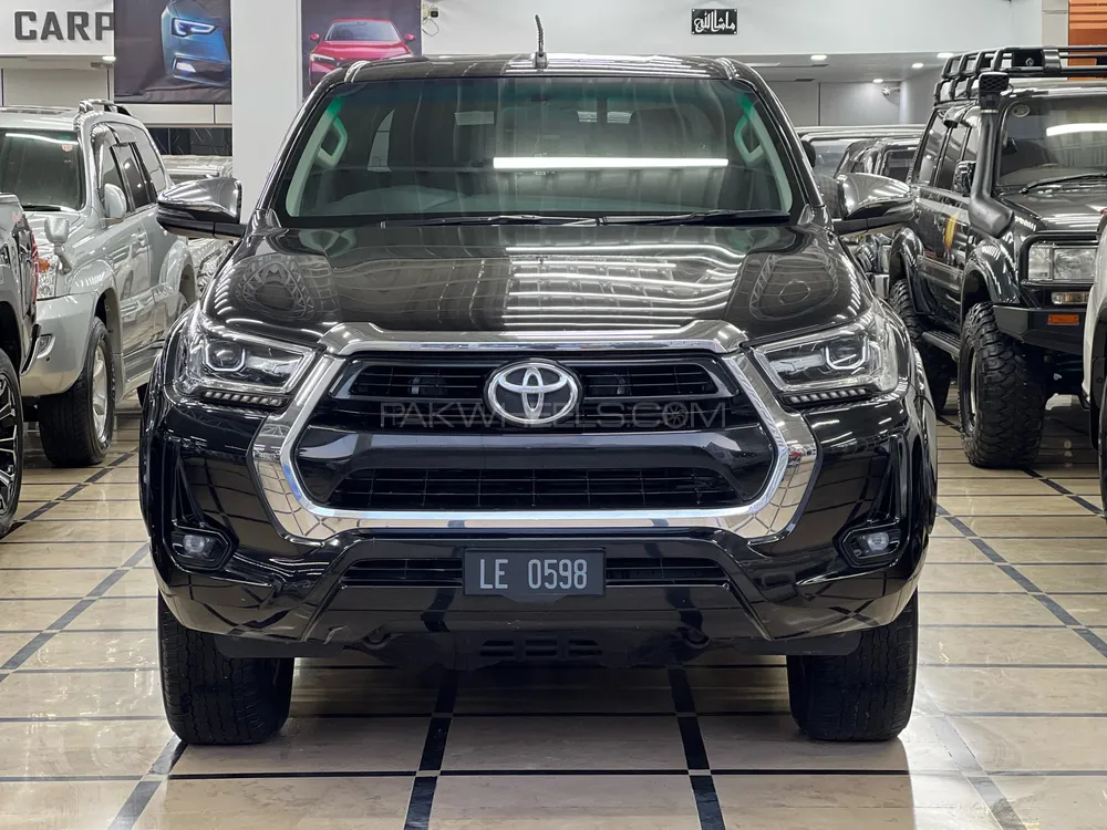 Toyota Hilux 2021 for Sale in Peshawar Image-1