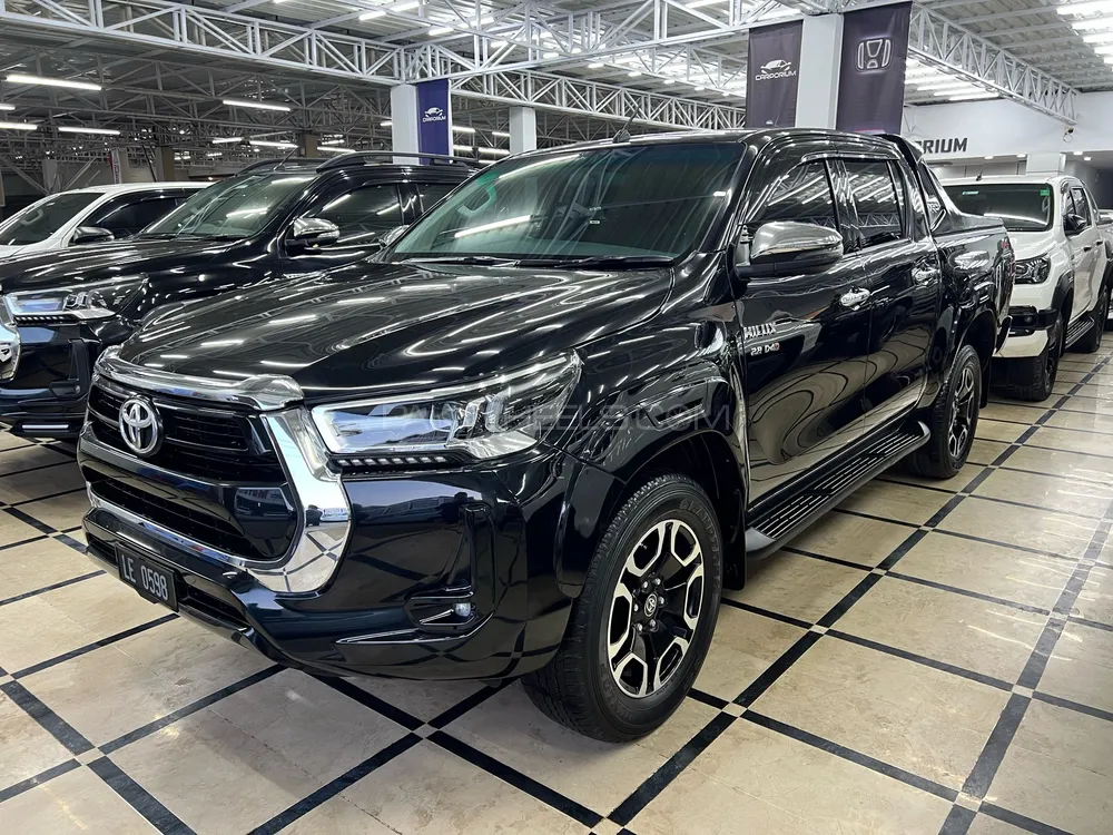 Toyota Hilux 2021 for Sale in Peshawar Toyota Hilux 2021 for Sale in Peshawar Image-3