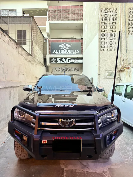 Toyota Hilux 2021 for Sale in Karachi Image-1