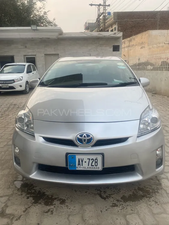 Toyota Prius 2010 for Sale in Sargodha Image-1