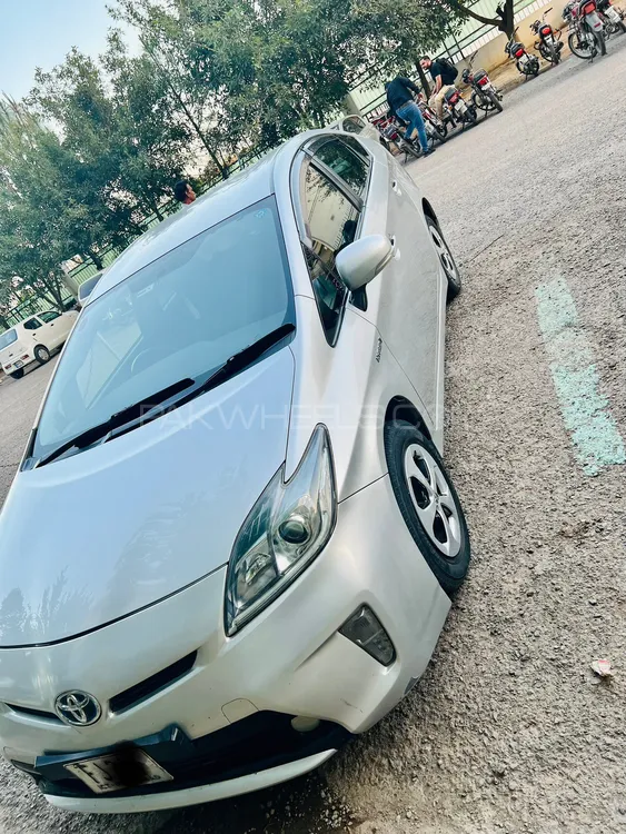 Toyota Prius 2012 for Sale in Islamabad Image-1