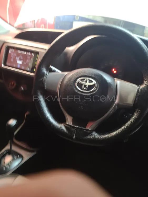 Toyota Vitz 2018 for Sale in Gujranwala Image-1