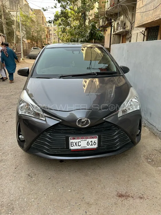 Toyota Vitz 2018 for Sale in Karachi Image-1