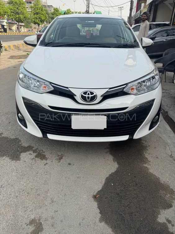 ٹویوٹا یارس سیڈان 2021 for Sale in لاہور Image-1
