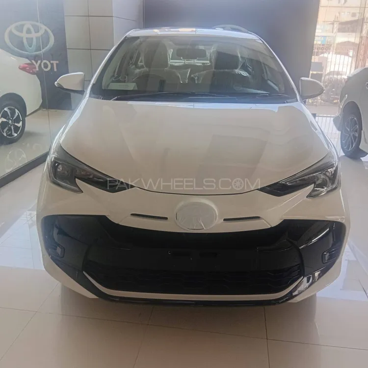 ٹویوٹا یارس سیڈان 2025 for Sale in کراچی Image-1