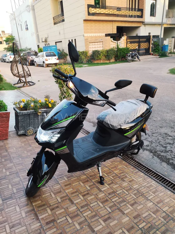 YJ Future Azadi Pro 2025 for Sale YJ Future Azadi Pro 2025 for Sale Image-7