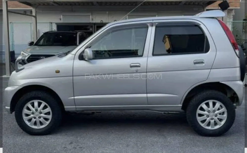 Daihatsu Terios Kid 2010 for Sale in Sialkot Image-1