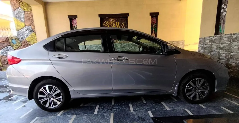 Honda City 2022 for Sale in Lahore Image-1