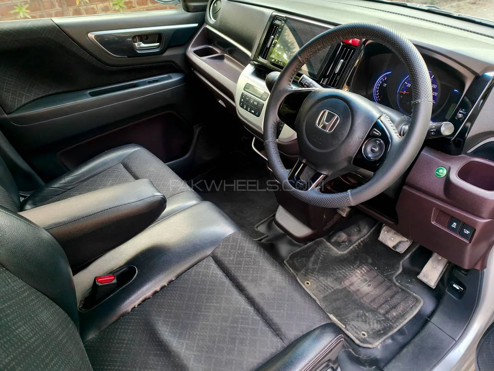 Honda N Wgn 2014 for Sale in Lahore Honda N Wgn 2014 for Sale in Lahore Image-10