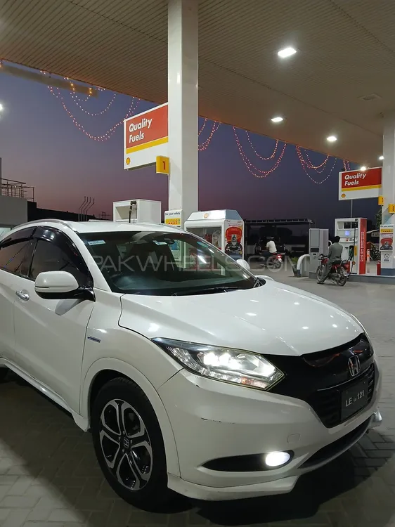 Honda Vezel 2014 for Sale in Multan Image-1