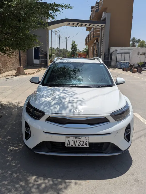 KIA Stonic 2022 for Sale in Lodhran Image-1