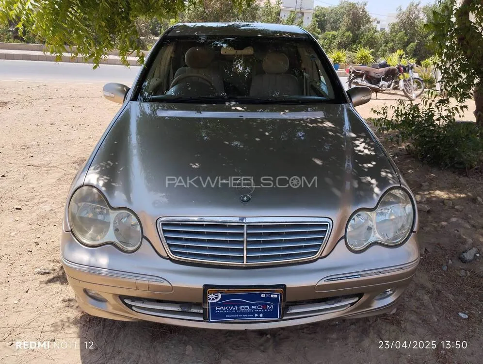 Mercedes Benz C Class 2005 for Sale in Karachi Image-1