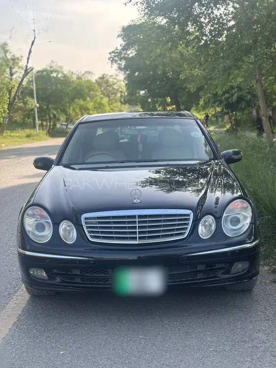 Mercedes Benz E Class Estate 2004 for Sale in Islamabad Image-1