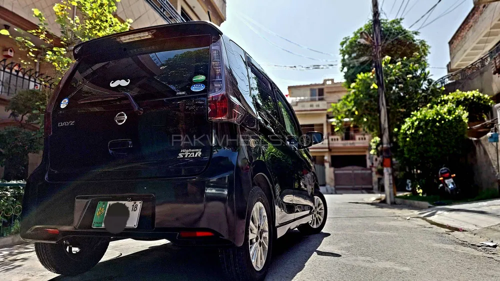 نسان ڈیز 2018 for Sale in لاہور Image-1