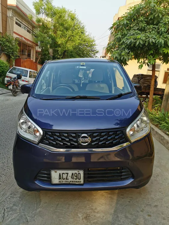 نسان ڈیز 2013 for Sale in لاہور Image-1