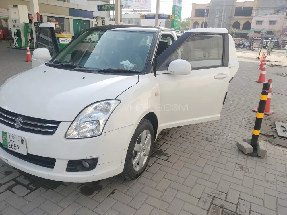 سوزوکی سوئفٹ 2017 for Sale in سیالکوٹ Image-1