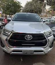 Toyota Hilux Revo V Automatic 2.8 2022 for Sale