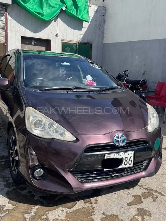 Toyota Aqua 2015 for Sale in Narowal Image-1