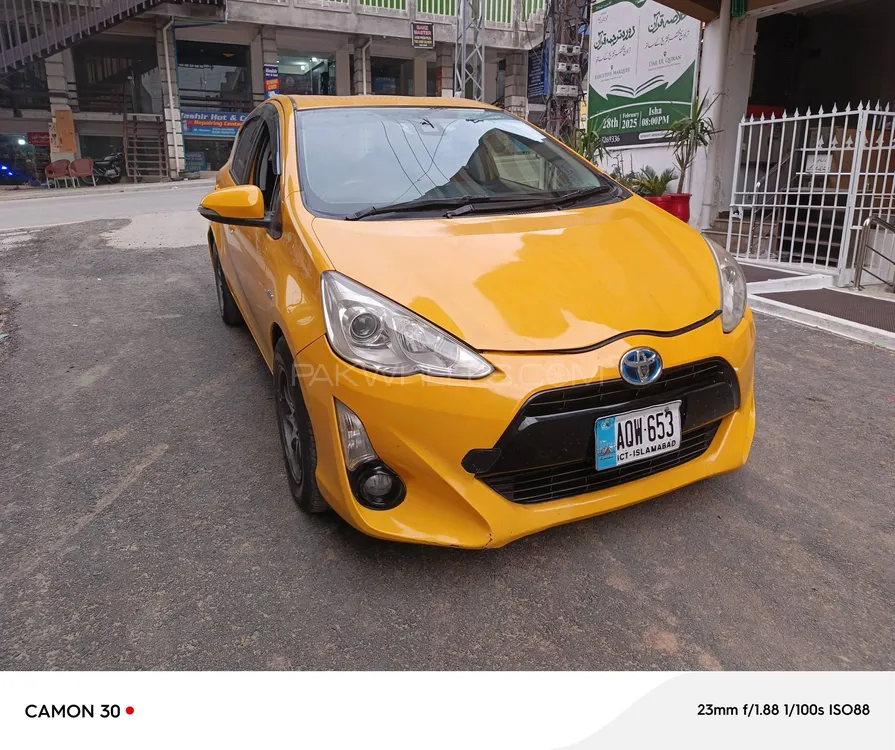 Toyota Aqua 2016 for Sale in Islamabad Image-1