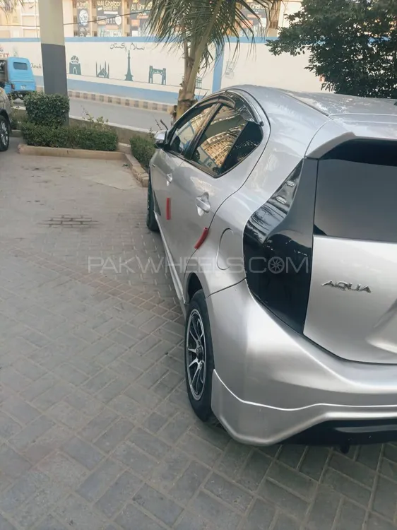Toyota Aqua 2013 for Sale in Karachi Image-1