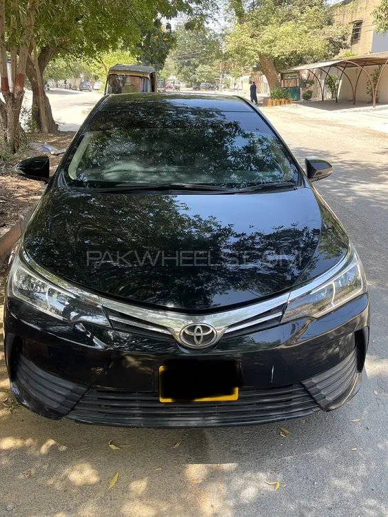 Toyota Corolla 2018 for Sale in Karachi Image-1