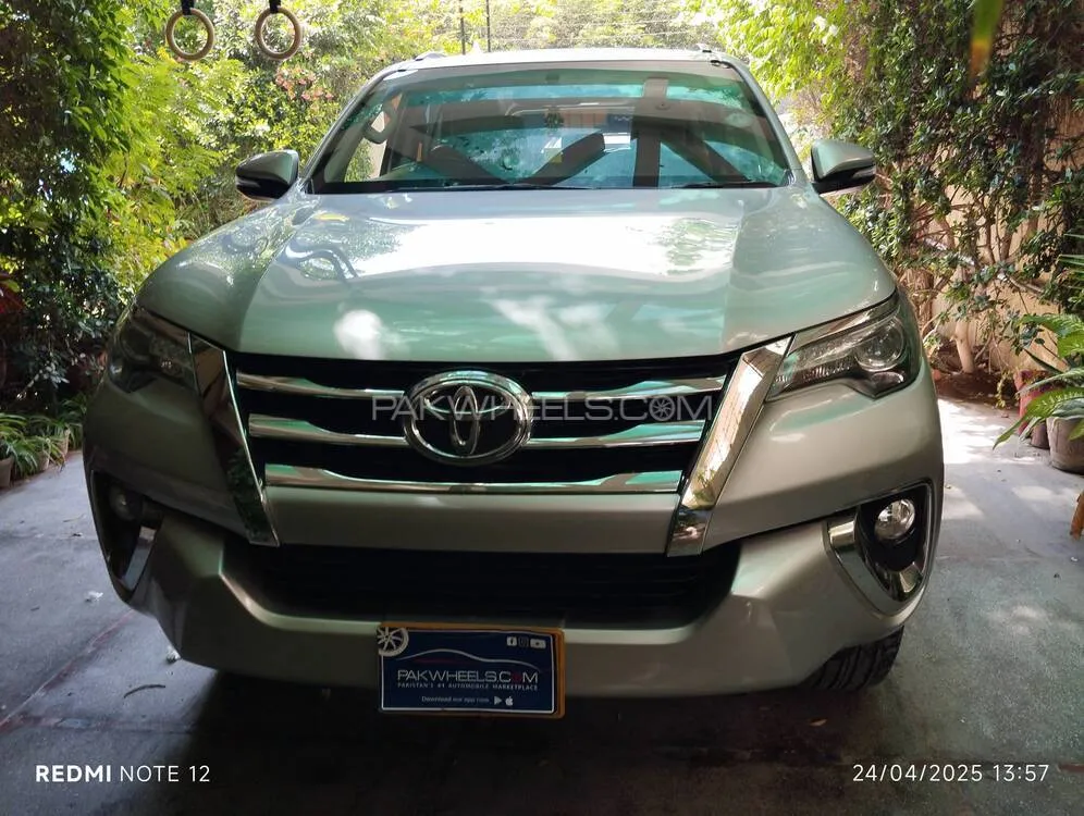 Toyota Fortuner 2017 for Sale in Karachi Image-1