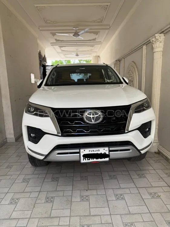 Toyota Fortuner 2022 for Sale in Lahore Image-1