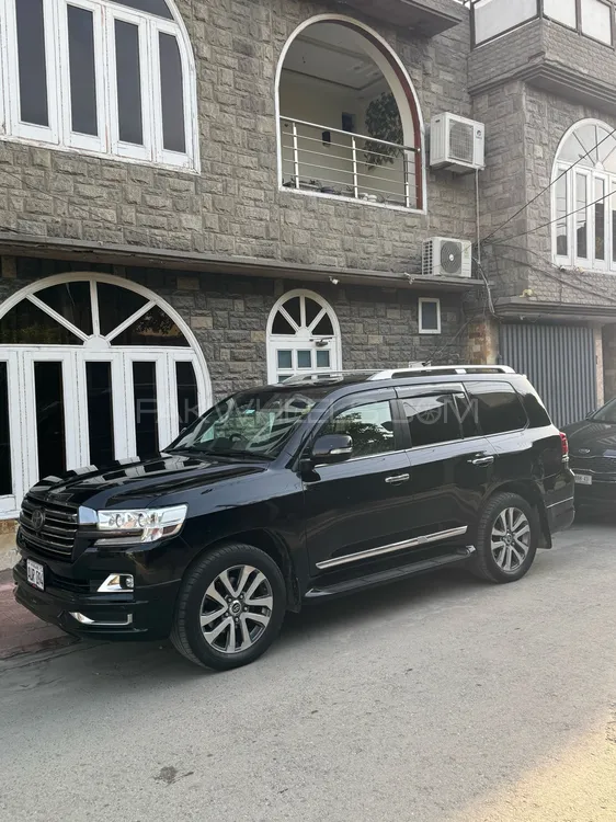 Toyota Land Cruiser 2018 for Sale in Faisalabad Image-1