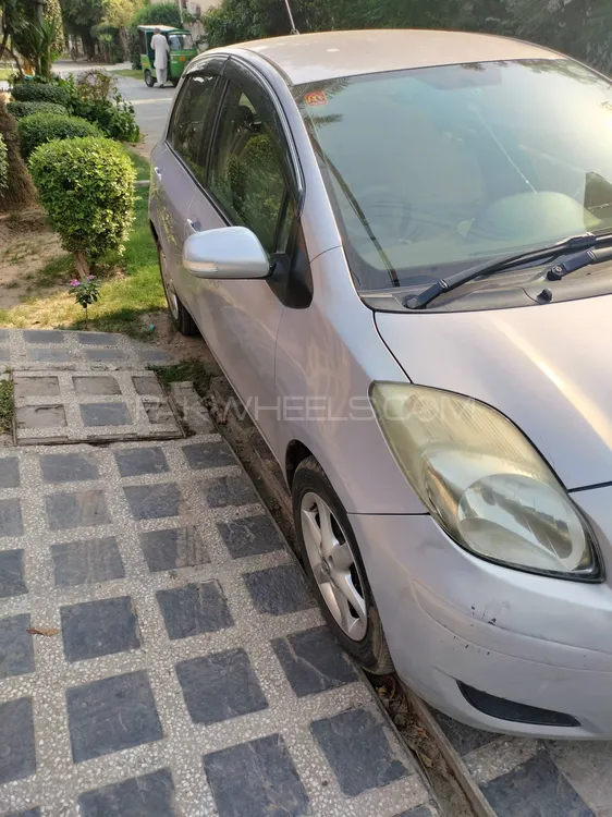 Toyota Vitz 2009 for Sale in Lahore Image-1