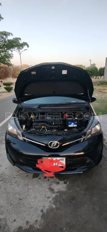 Toyota Vitz 2015 for Sale in Faisalabad Image-1