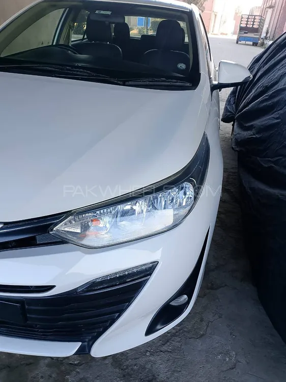 ٹویوٹا یارس سیڈان 2021 for Sale in لاہور Image-1